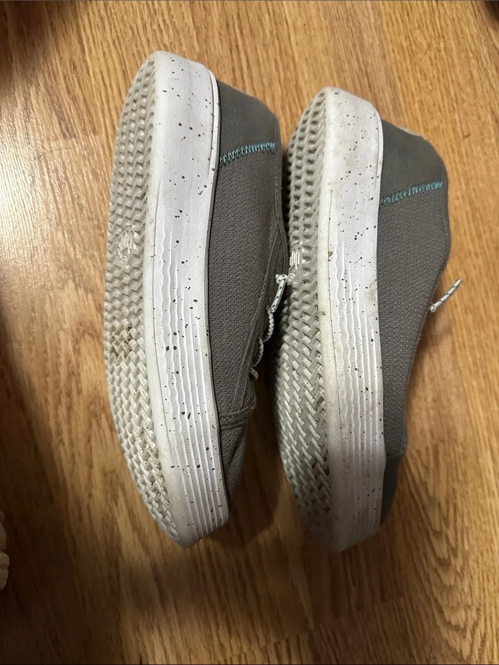 Kids Hey Dude size 3